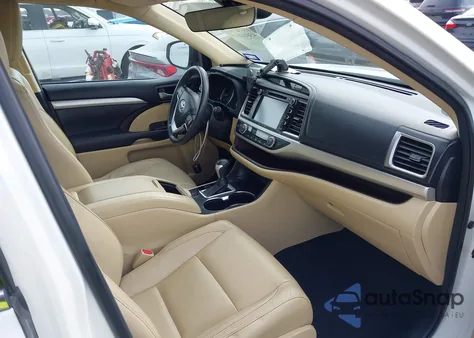 2017 Toyota Highlander Xle z USA, uszkodzony, nr VIN 5TDKZRFHXHS189801